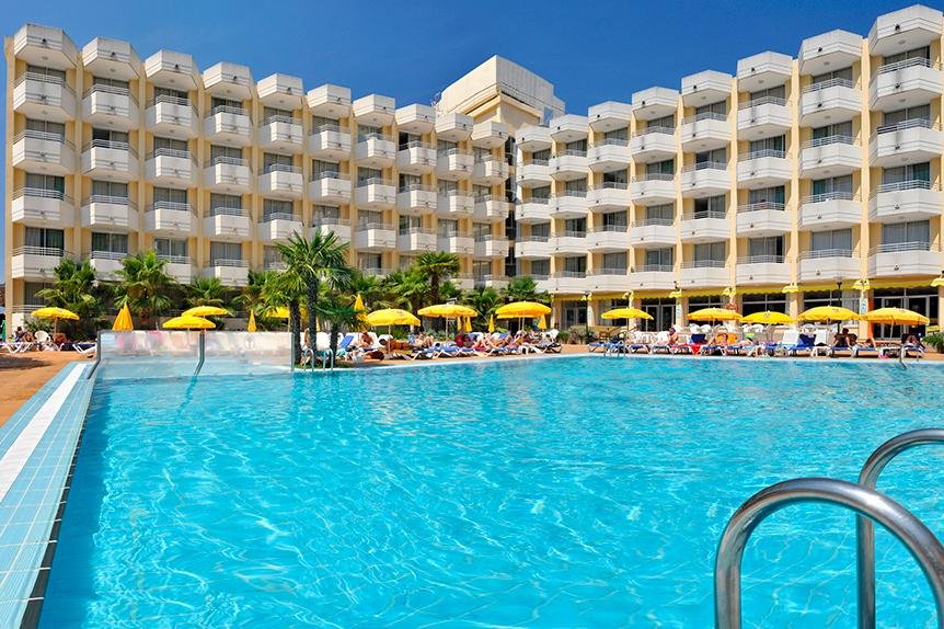 Hotel met rustige ligging, met centrum en strand op loopafstand