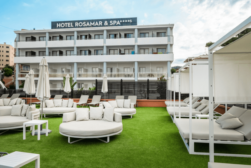 Modern familiehotel vlakbij het strand